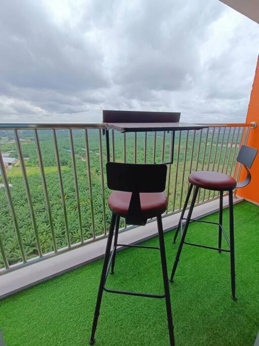 Apartamento Joyful Sitiawan Skygarden Swimming Pool Seri Manjung Exterior foto